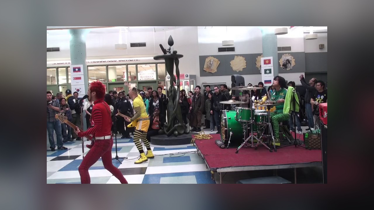 Analysis: Peelander-Z